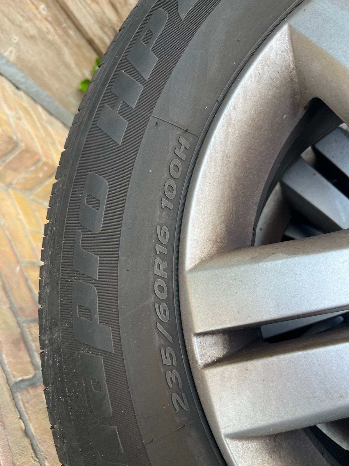 2x Hankook 235/60R16 100H banden, Ophalen, Gebruikt