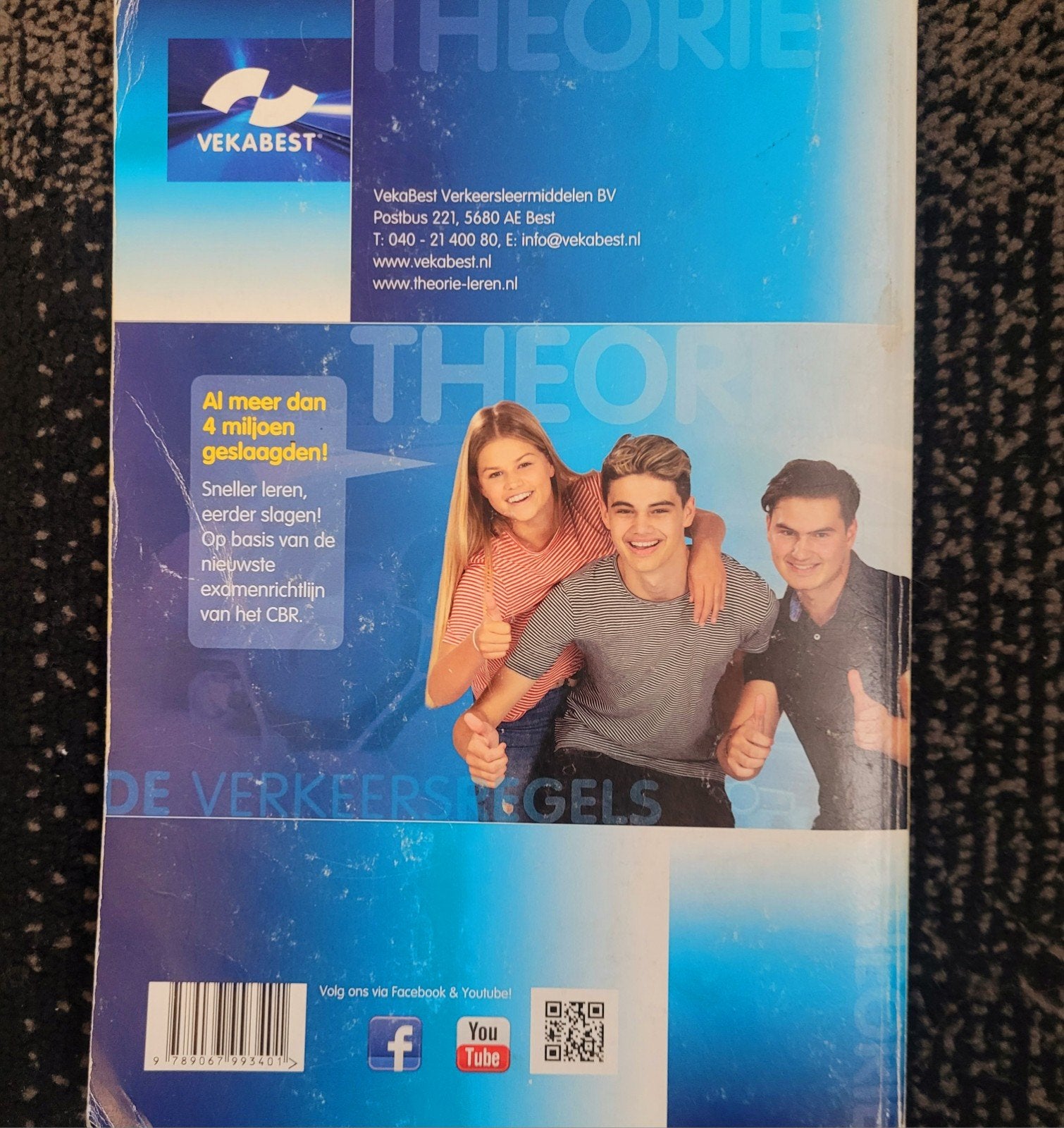 Vekabest Auto Rijbewijs Theorieboek + USB Examentraining, Ophalen of Verzenden, Zo goed als nieuw, Overige niveaus, Vekabest