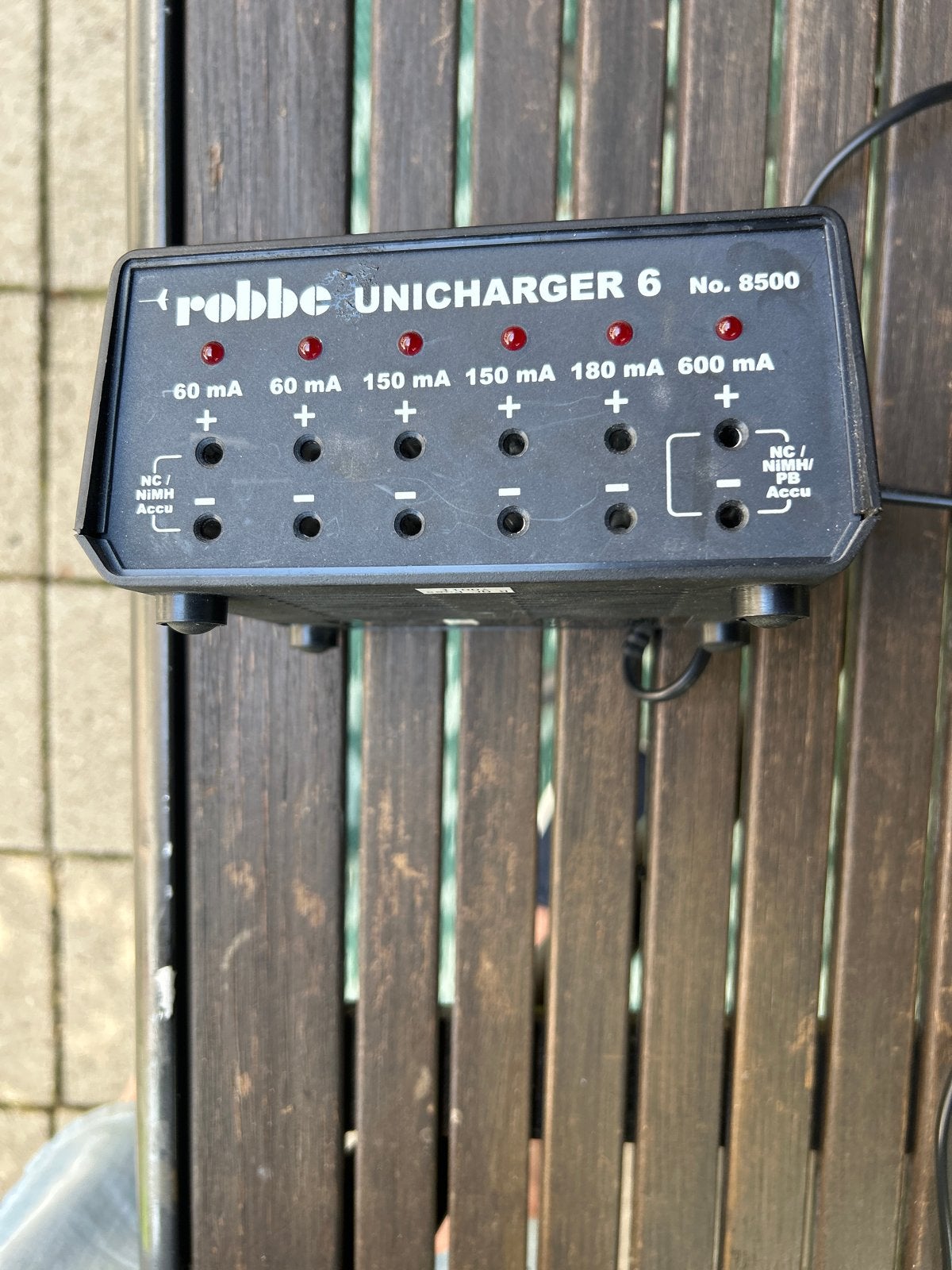 Robbe UNICHARGER 6 No. 8500 - Oplader voor RC accu's, Ophalen of Verzenden, Gebruikt