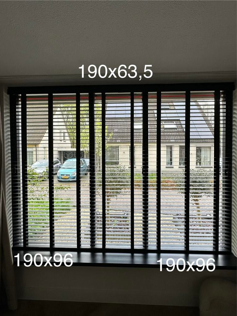Luxe zwarte houten jaloezieën met houtnerf en ladderband, Ophalen, Zwart, Zo goed als nieuw, 200 cm of meer