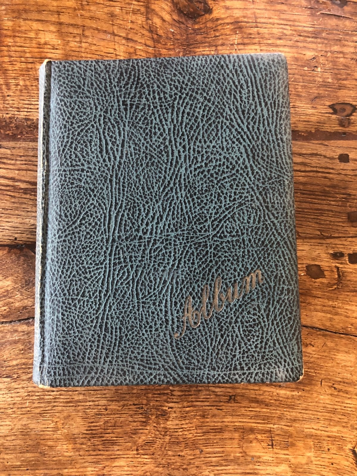 Antiek fotoalbum met diverse oude foto's en prenten, Verzamelen, Foto's en Prenten, Gebruikt, Foto, Ophalen of Verzenden, Voor 1940