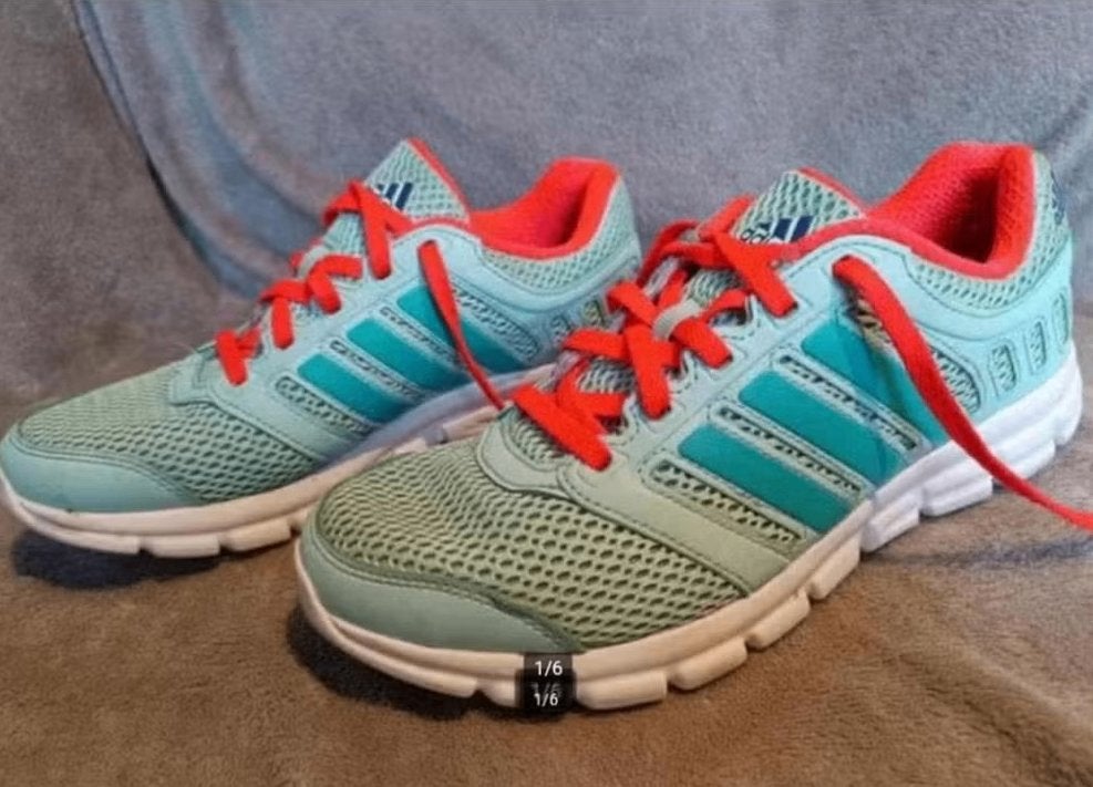 Adidas sportschoenen maat 37 1/3 (23cm), Wit, Ophalen of Verzenden, Zo goed als nieuw