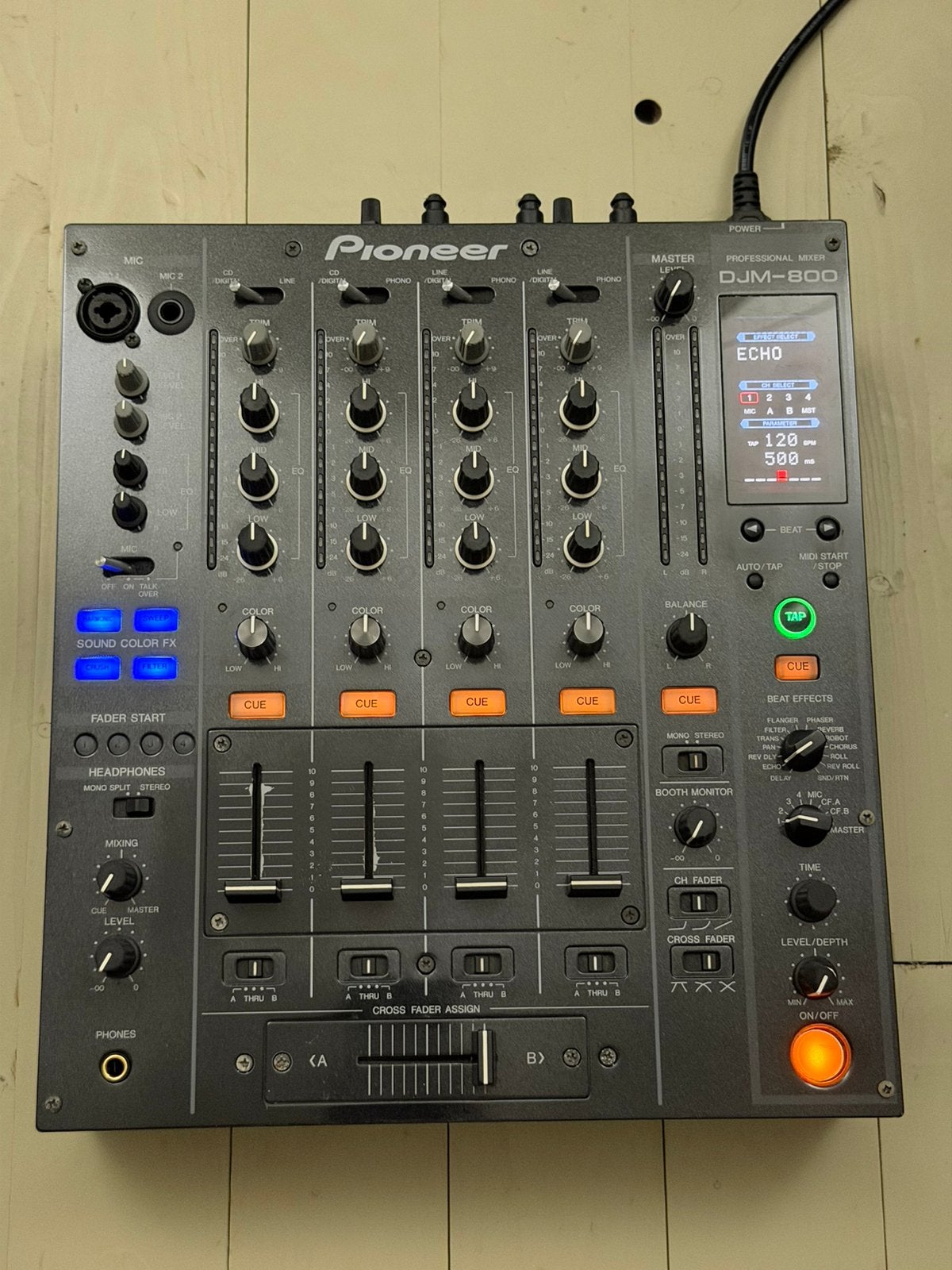 Pioneer DJM-800, Ophalen, Zo goed als nieuw, Minder dan 5 kanalen