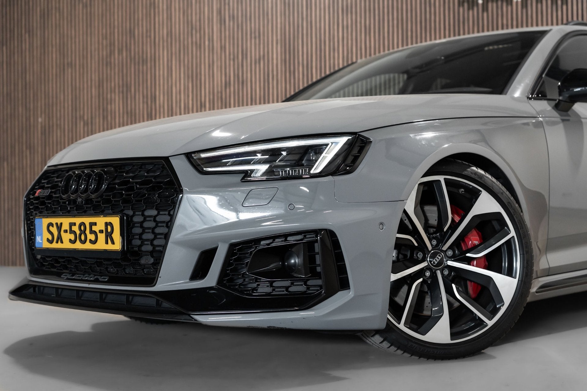 Audi A4 Avant 2.9 TFSI RS4 quattro Pano Leder B&O LED Head u, Auto's, Automaat, Dealer onderhouden, A4, Vierwielaandrijving