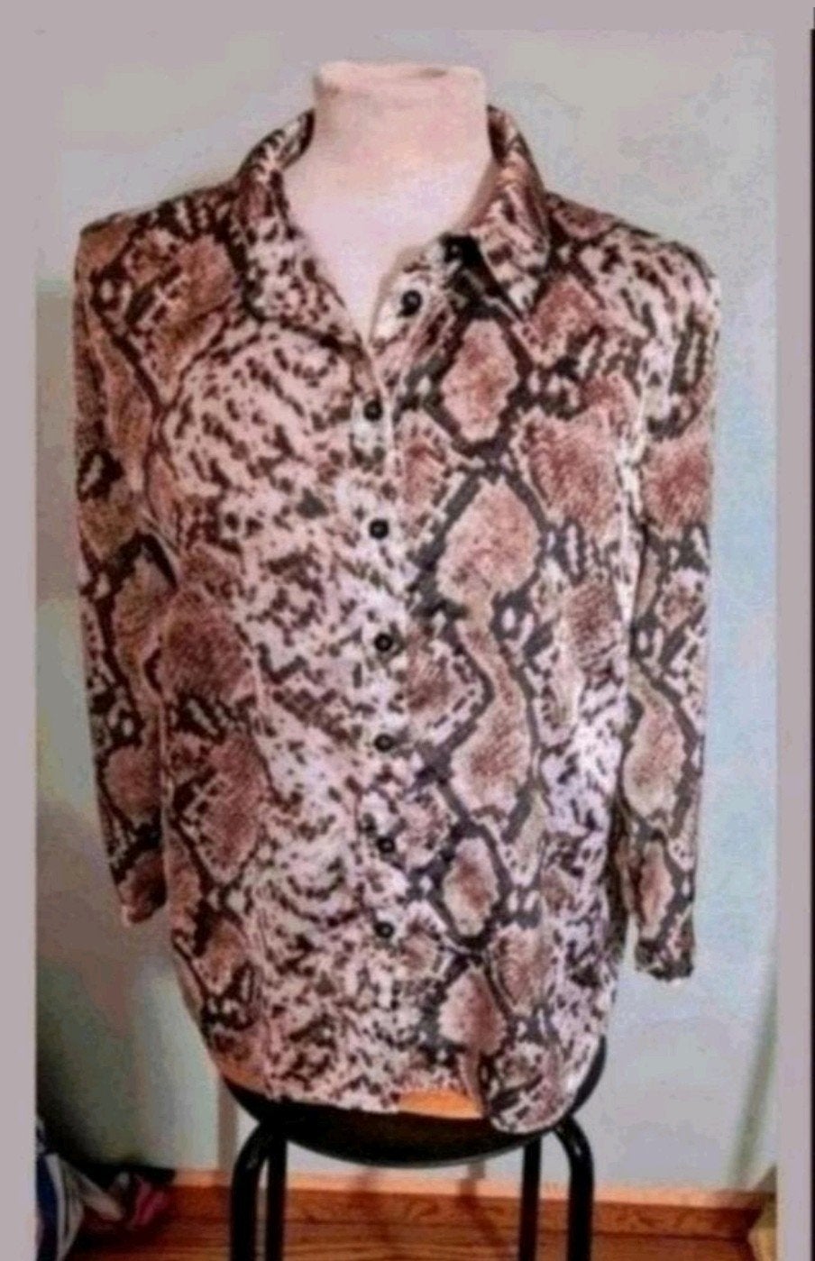 Bruin slangenprint blouse, Ophalen of Verzenden, Zo goed als nieuw, Maat 42/44 (L), Bruin