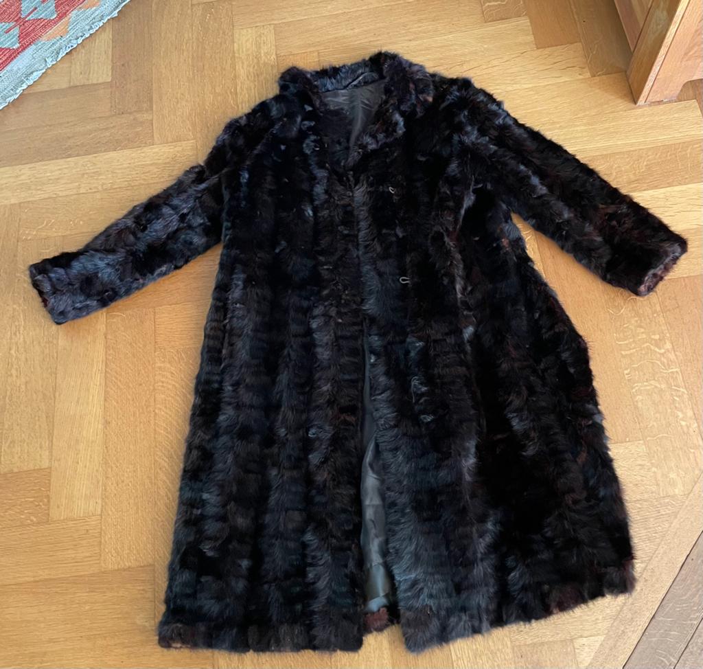 Donkerbruine bontjas van oma, maat M/40, Ophalen, Zo goed als nieuw, Maat 38/40 (M), Bruin