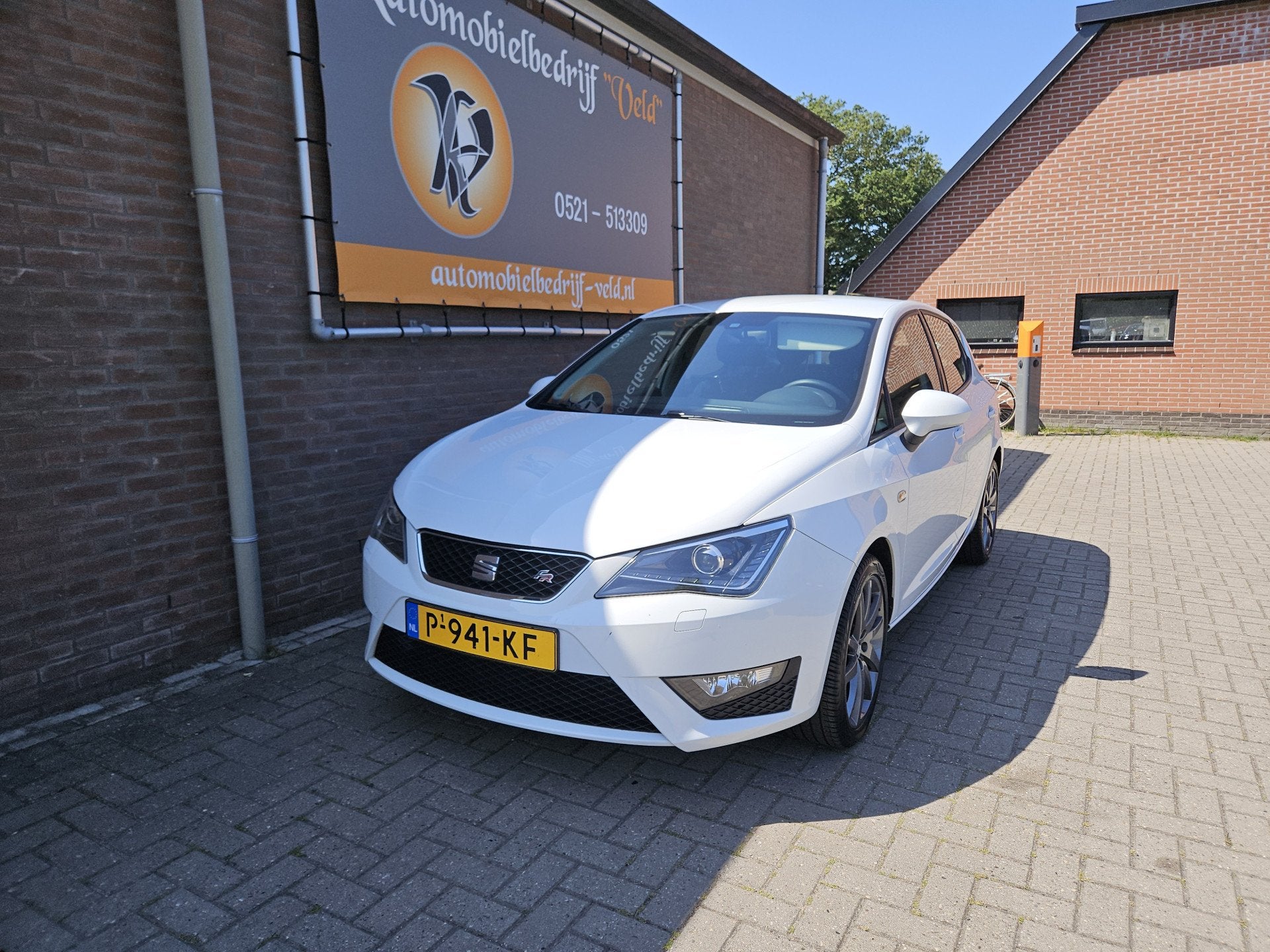 SEAT Ibiza 1.2 TSI FR (bj 2015), Auto's, Voorwielaandrijving, Euro 5, Stof, Zwart