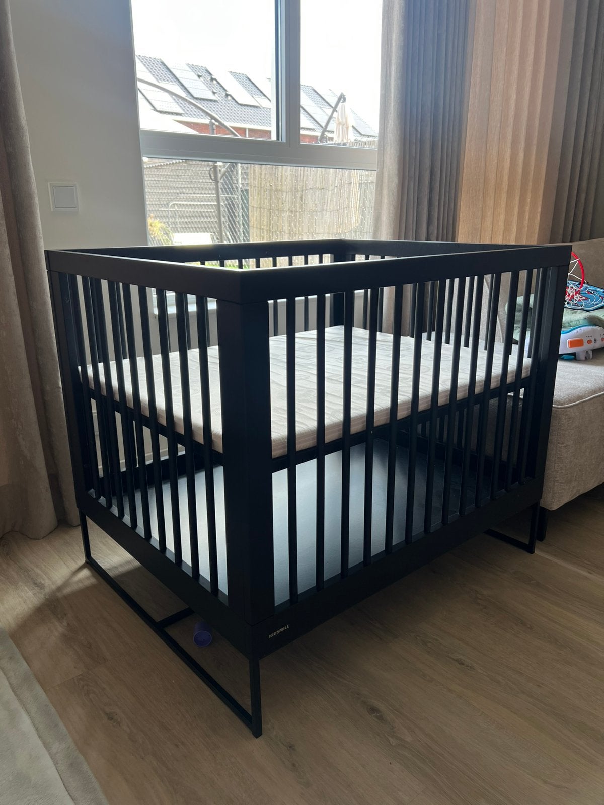 Kidsmill box zwart, Kinderen en Baby's, Boxen, Ophalen, Zo goed als nieuw, In hoogte verstelbaar