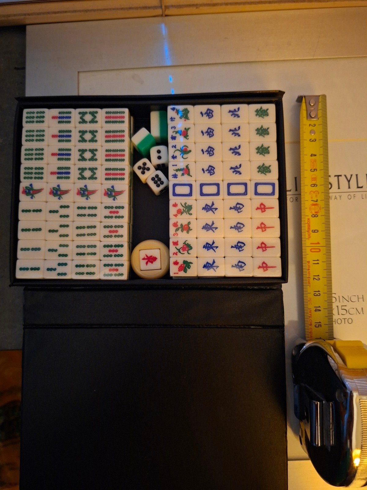 Compleet Mini Mahjong Set - Draagbaar Reisformaat, Drie of vier spelers, Ophalen, Gebruikt