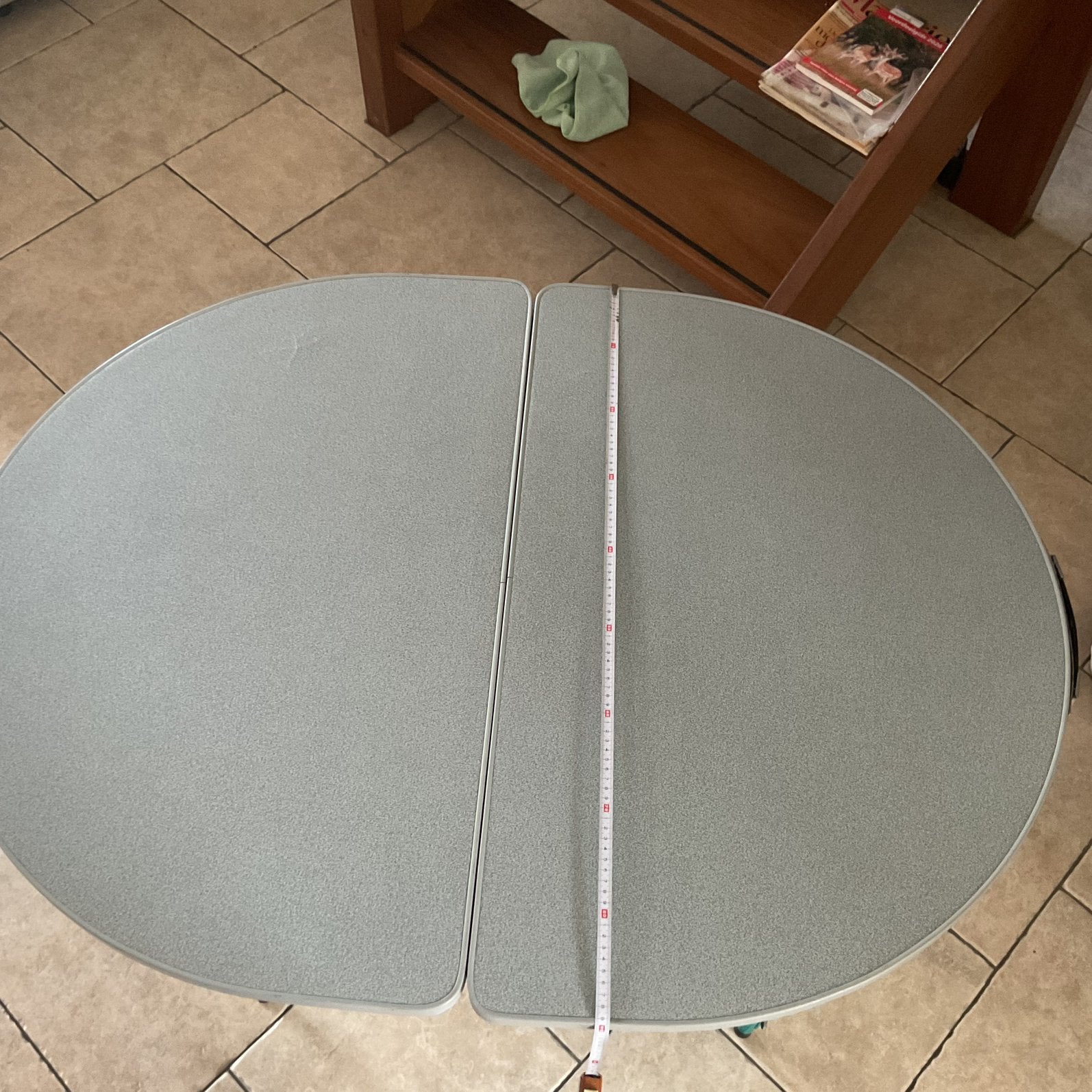 Nette leuke merk campingtafel alle poten verstelbaar, Ophalen, Zo goed als nieuw