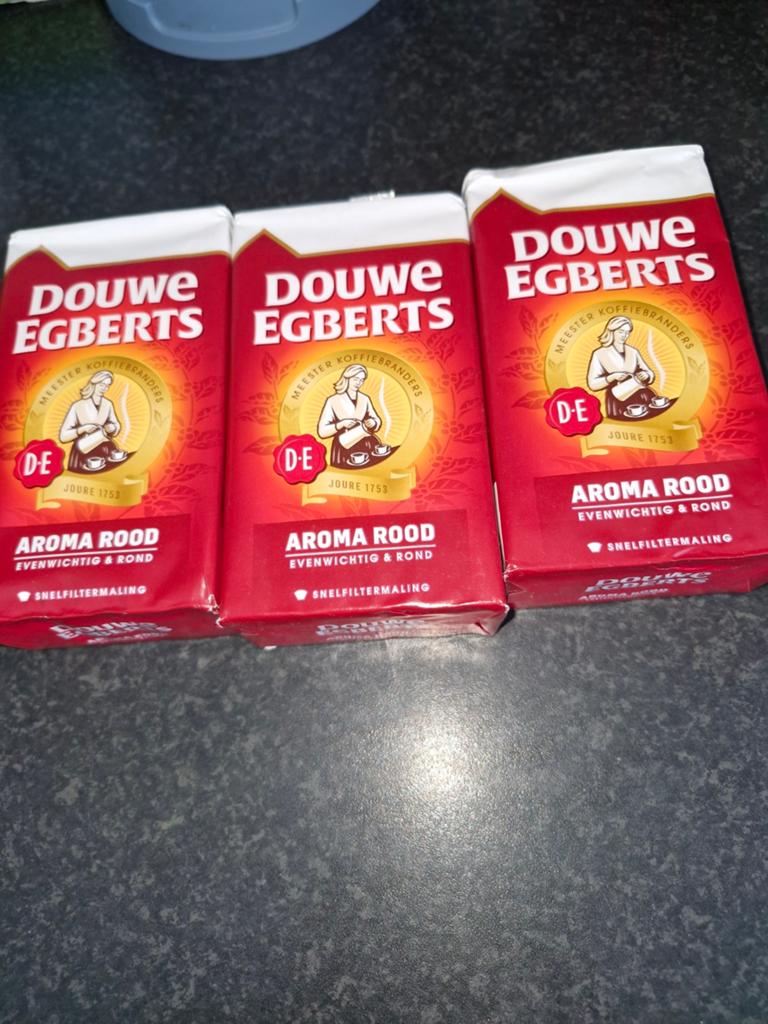 3X DOUWE EGBERTS 250 GRAM, Diversen, Levensmiddelen, Ophalen