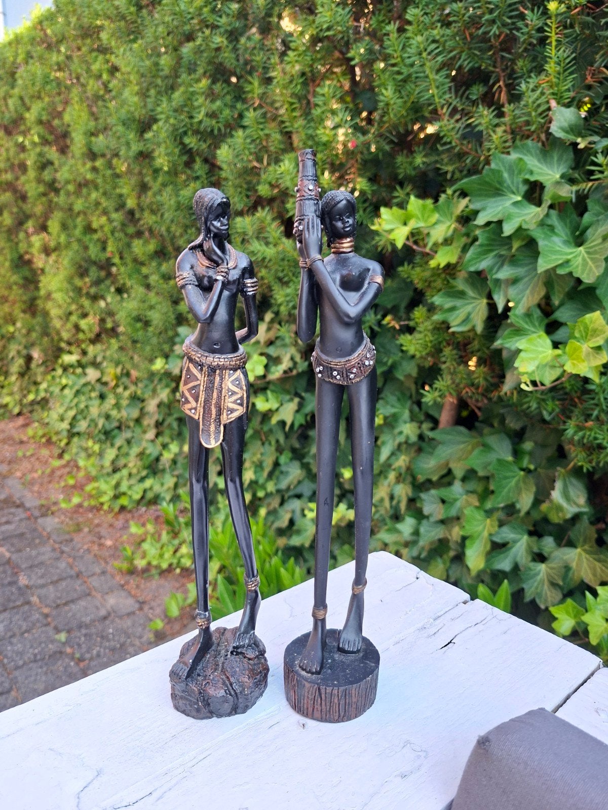 2 Afrikaanse beeldjes man en vrouw, Verzamelen, Beelden en Beeldjes, Ophalen of Verzenden, Zo goed als nieuw, Mens