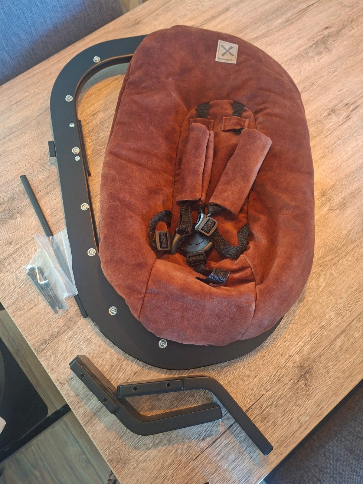 Seat newborn Kidsmill, Ophalen, Zo goed als nieuw, Overige typen, Gordel(s)