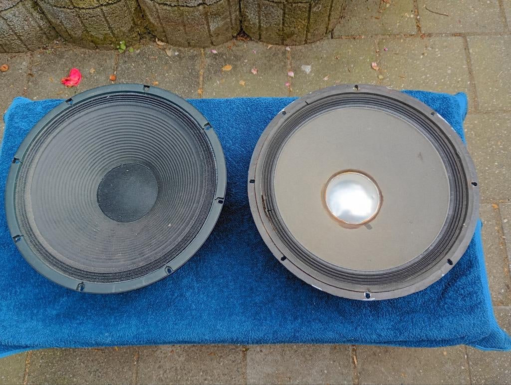 Speakers 38cm, Gebruikt, 120 watt of meer, Front, Rear of Stereo speakers, Ophalen
