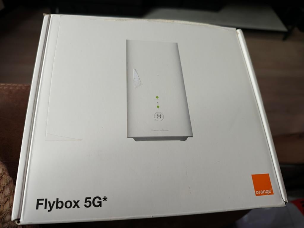 Huawei 5G router: 122-373  CPE pro 2, Computers en Software, Routers en Modems, Ophalen of Verzenden, Zo goed als nieuw, Huawei