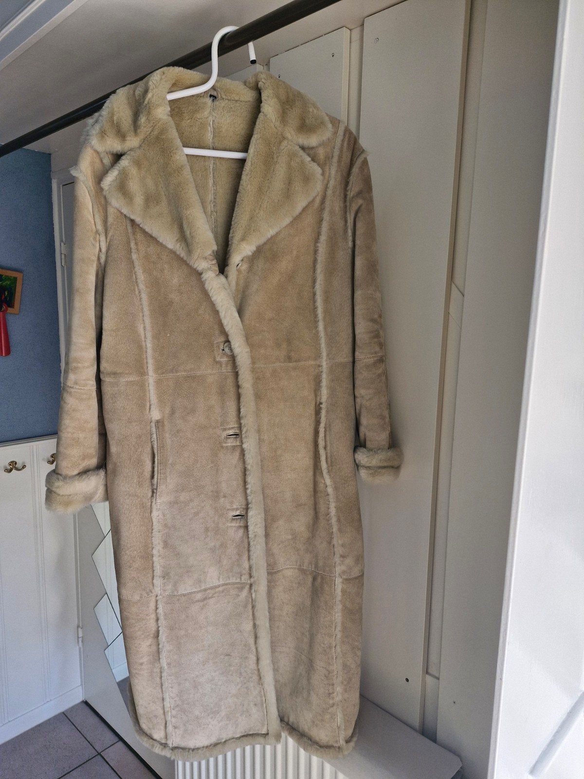 Echt leren winterjas met imitatie bont, Beige, Maat 42/44 (L), Ophalen of Verzenden, Zo goed als nieuw