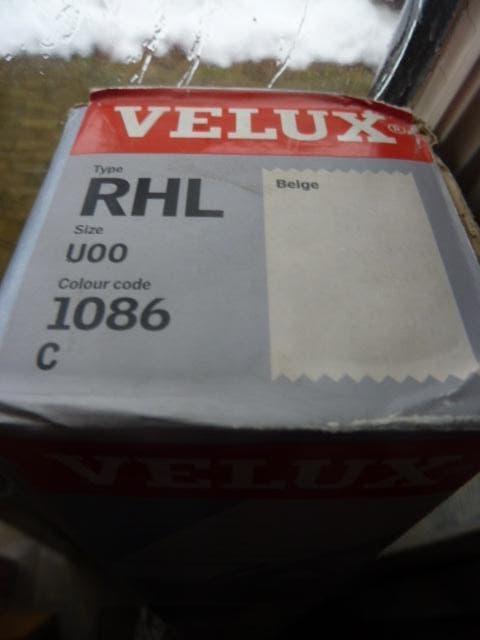 Nieuwe Velux licht doorlatende gordijnen / RHL U-serie., 100 tot 150 cm, Beige, Nieuw, Ophalen of Verzenden