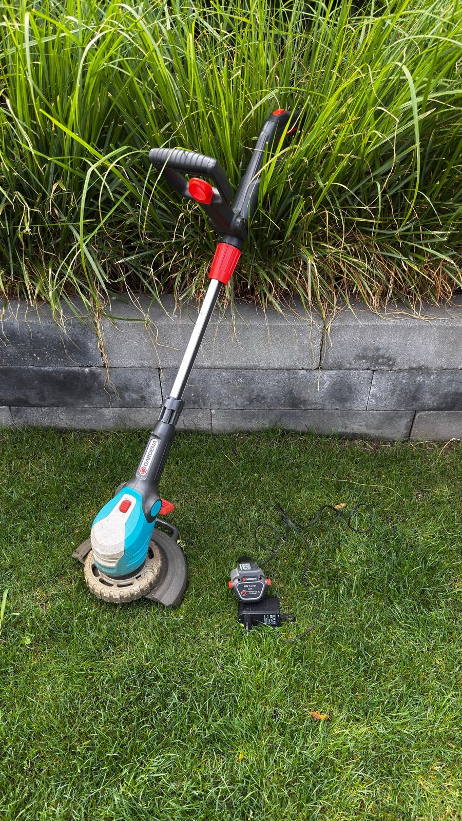 Gardena ComfortCut Li-18/23R Accu-grastrimmer, Ophalen, Cirkelmaaier, Gebruikt, Minder dan 30 cm