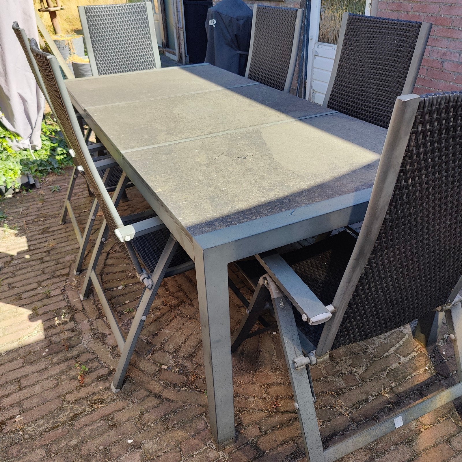 Stevige tuintafel met aluminium frame en natuurstenen blad, Ophalen, Gebruikt, Rechthoekig