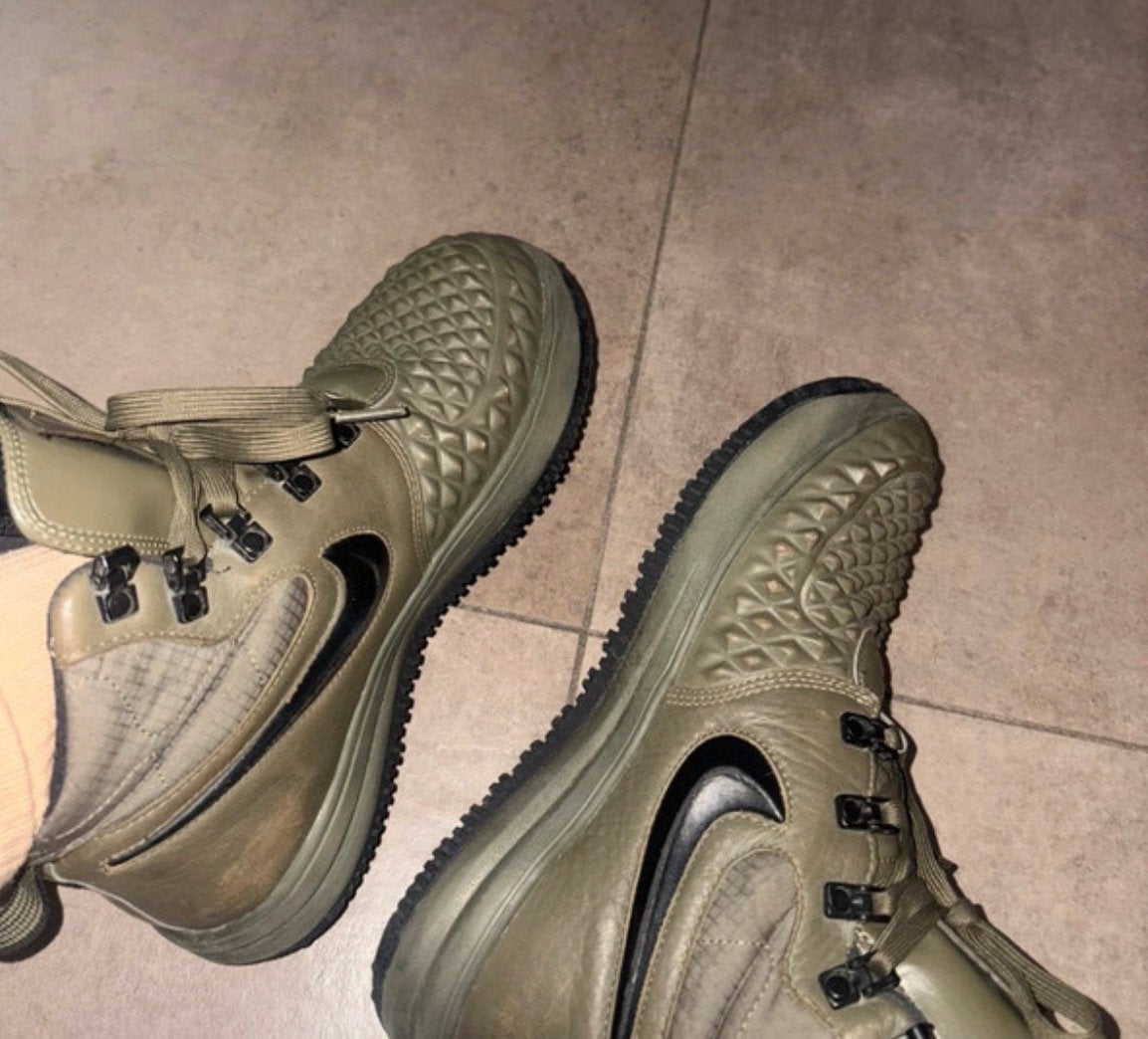 Nike Lunar Force 1 Duckboot - Olijfgroen, Ophalen of Verzenden, Groen, Sneakers of Gympen, Zo goed als nieuw