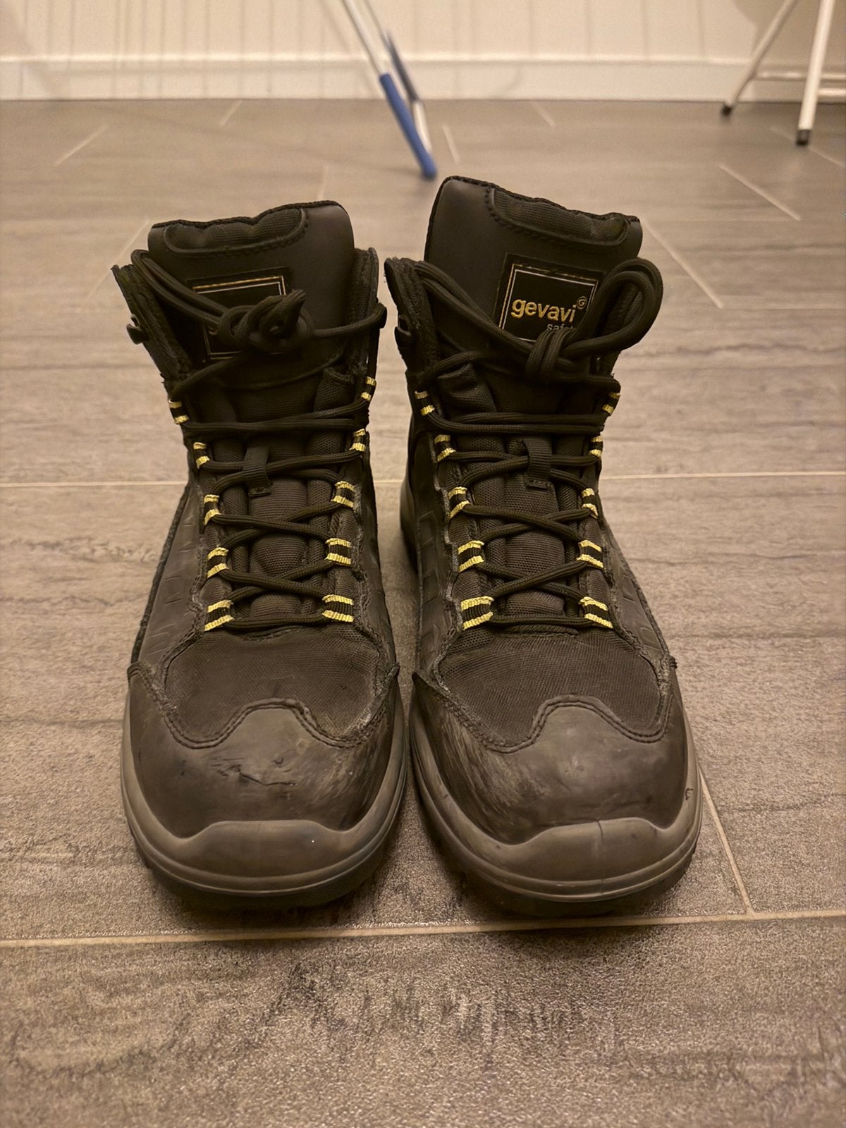 Veiligheids schoenen maat 43, Doe-het-zelf en Verbouw, Veiligheidskleding, Ophalen, Gebruikt