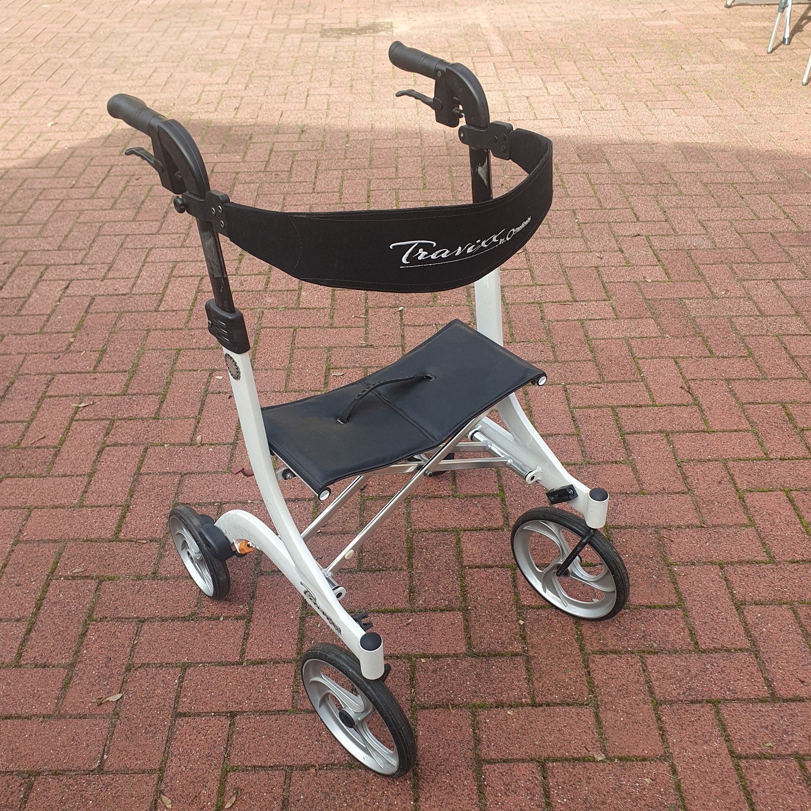 Nette Travixx Lichtgewicht Rollator (Wit), Diversen, Ophalen, Lichtgewicht, Gebruikt