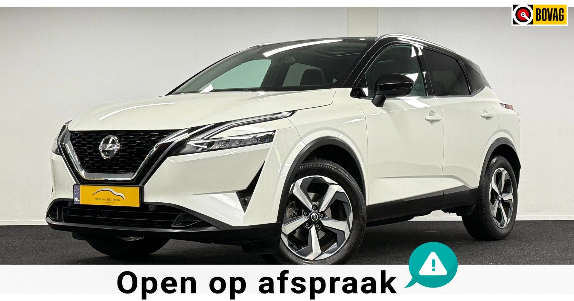 Nissan Qashqai 1.3 MHEV Xtronic Premiere Edition*Panodak*Nav, Auto's, Nissan, Zwart, 4 cilinders, Leder en Stof, Wit
