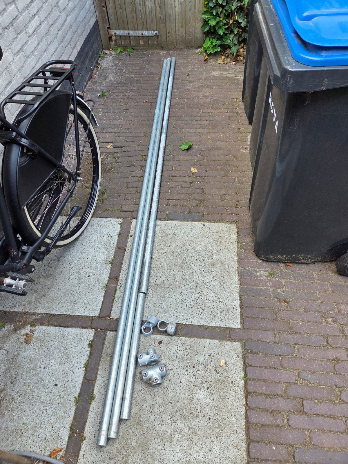 Metalen buizen en koppelingen voor constructies, Ophalen