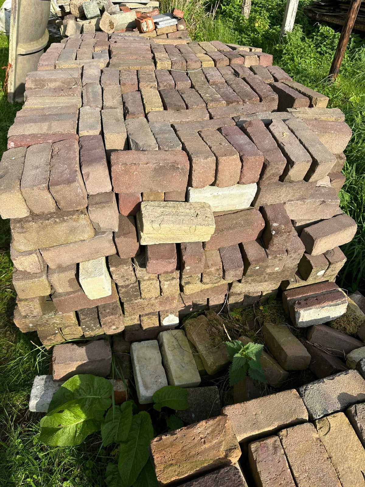 Oude gebakken straatklinkers 3800 stuks (ca 19x9x6,5), Ophalen, Gebruikt, Klinkers