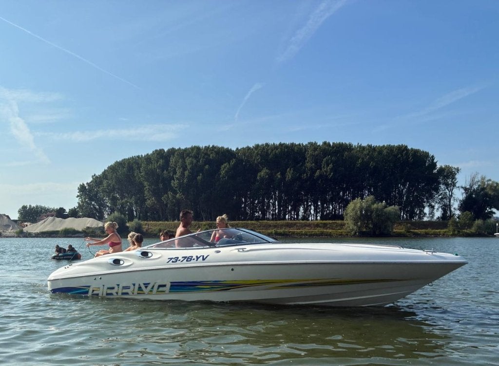 Arriva 2552 Mercruiser 7.4 V8 2e eigenaar weinig vaaruren!, Watersport en Boten, 350 pk, Binnenboordmotor, Ophalen of Verzenden
