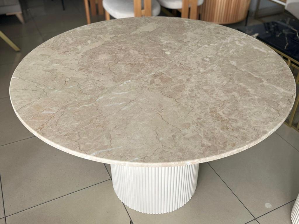 Marmeren eettafel en salontafels, Huis en Inrichting, Rond, 200 cm of meer, Zo goed als nieuw, Minder dan 50 cm