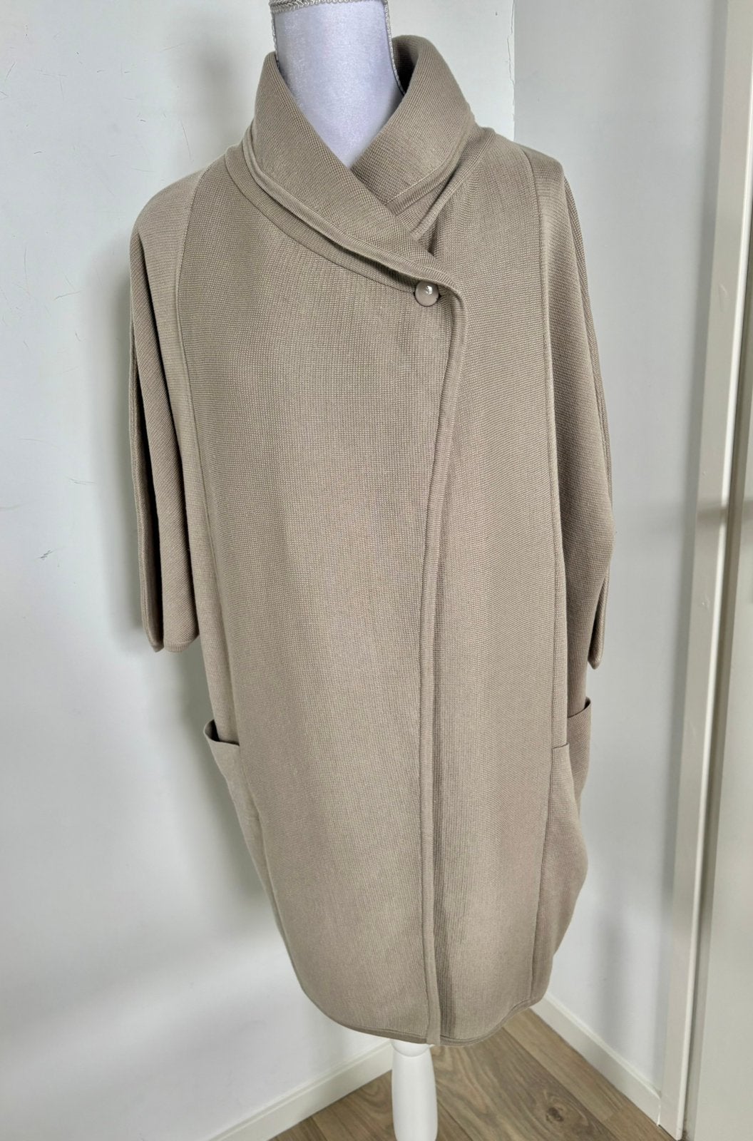 Heerlijk Stroke vest / mantel - maat M, Ophalen of Verzenden, Zo goed als nieuw, Maat 38/40 (M), Beige