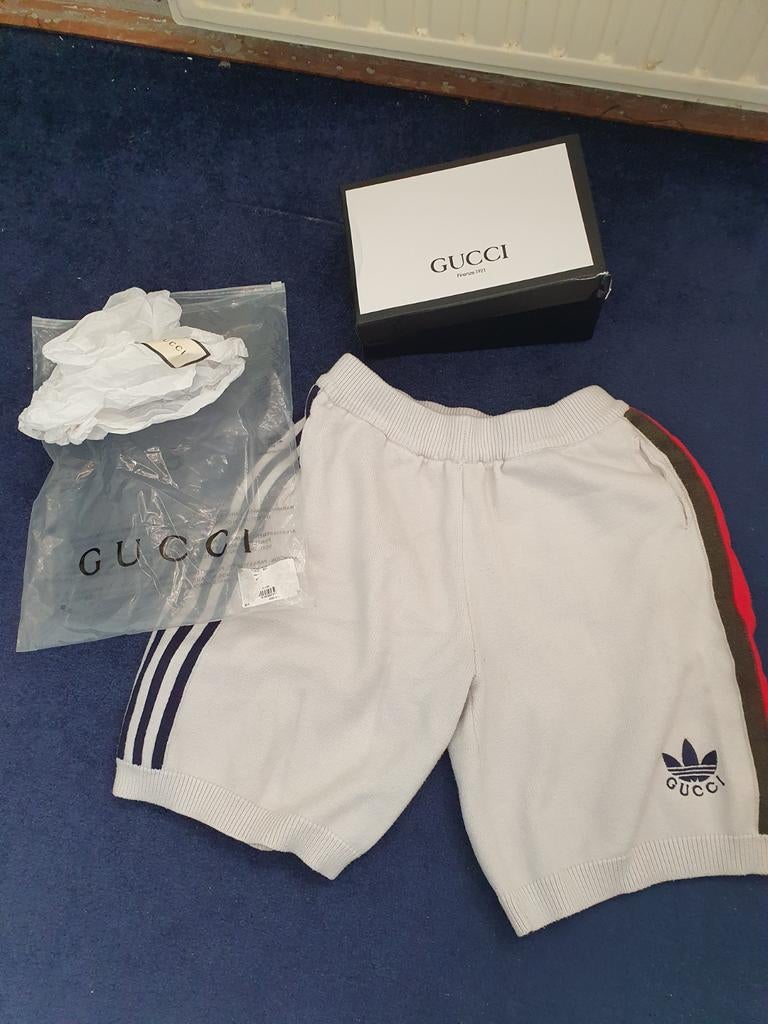 Gucci Adidas Short Wit Maat L, Kleding | Heren, Maat 52/54 (L), Gucci Adidas, Wit, Nieuw