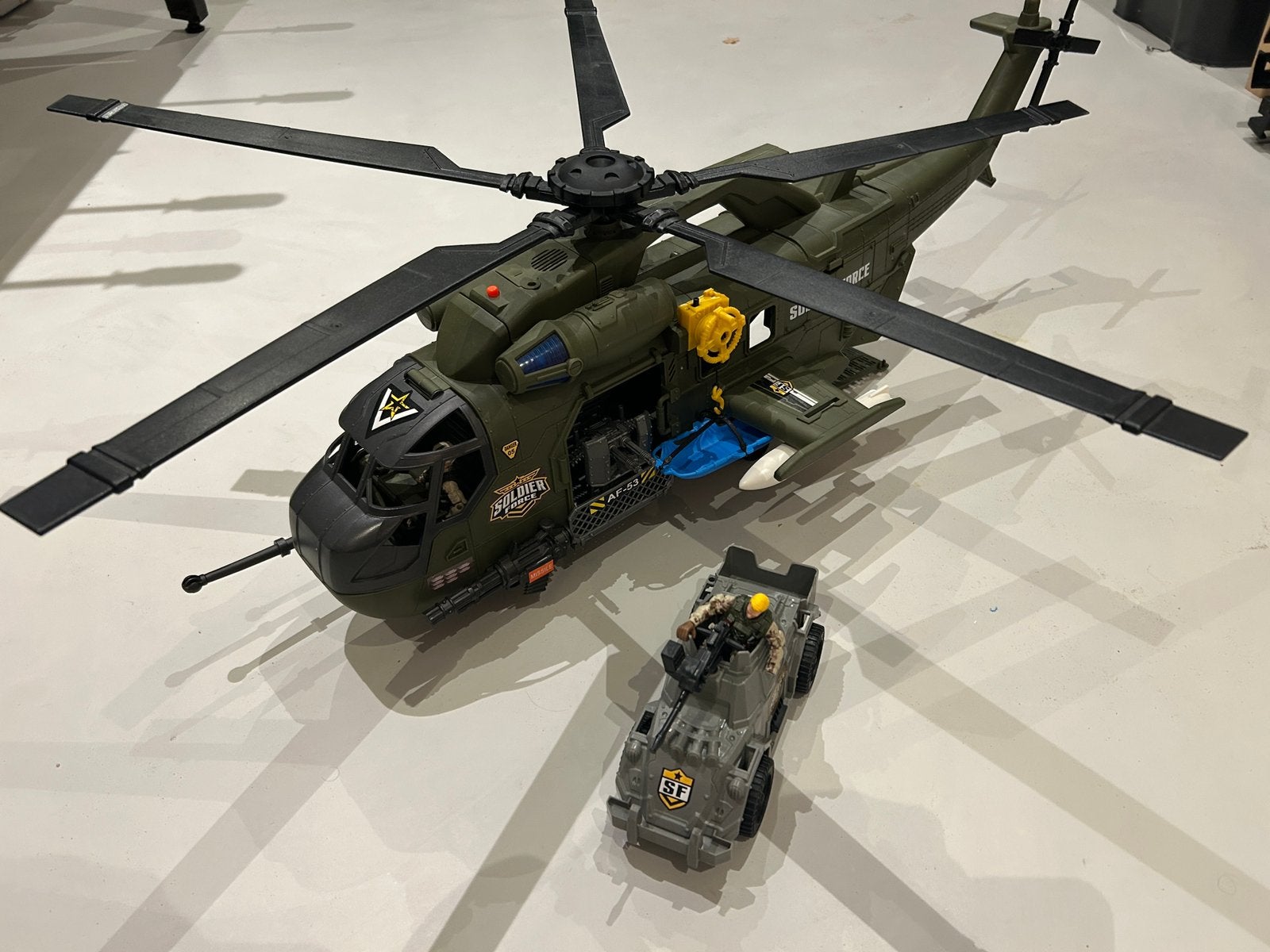 Soldier force helicopter, Ophalen of Verzenden, Zo goed als nieuw