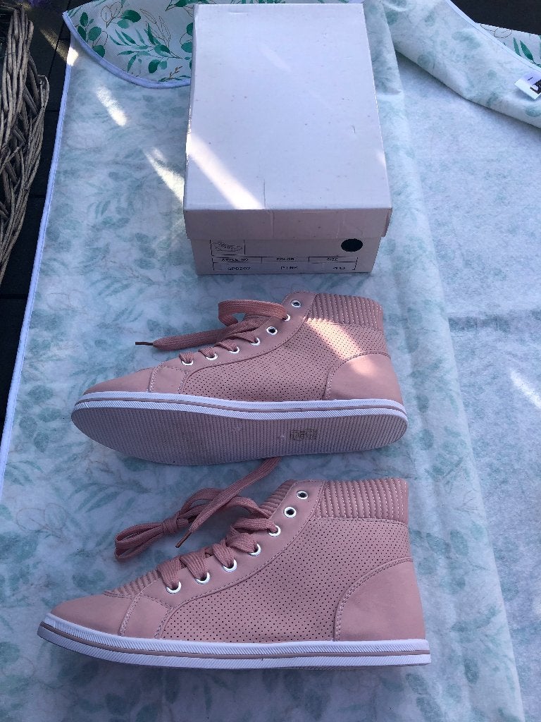 nieuw roze sneakers, Nieuw, Ophalen of Verzenden, Sneakers of Gympen, Roze