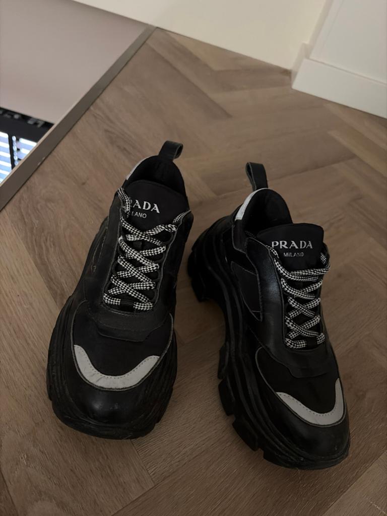 Prada Cloudbust Thunder Sneakers Zwart maat 37, Zwart, Ophalen of Verzenden, Sneakers of Gympen, Zo goed als nieuw