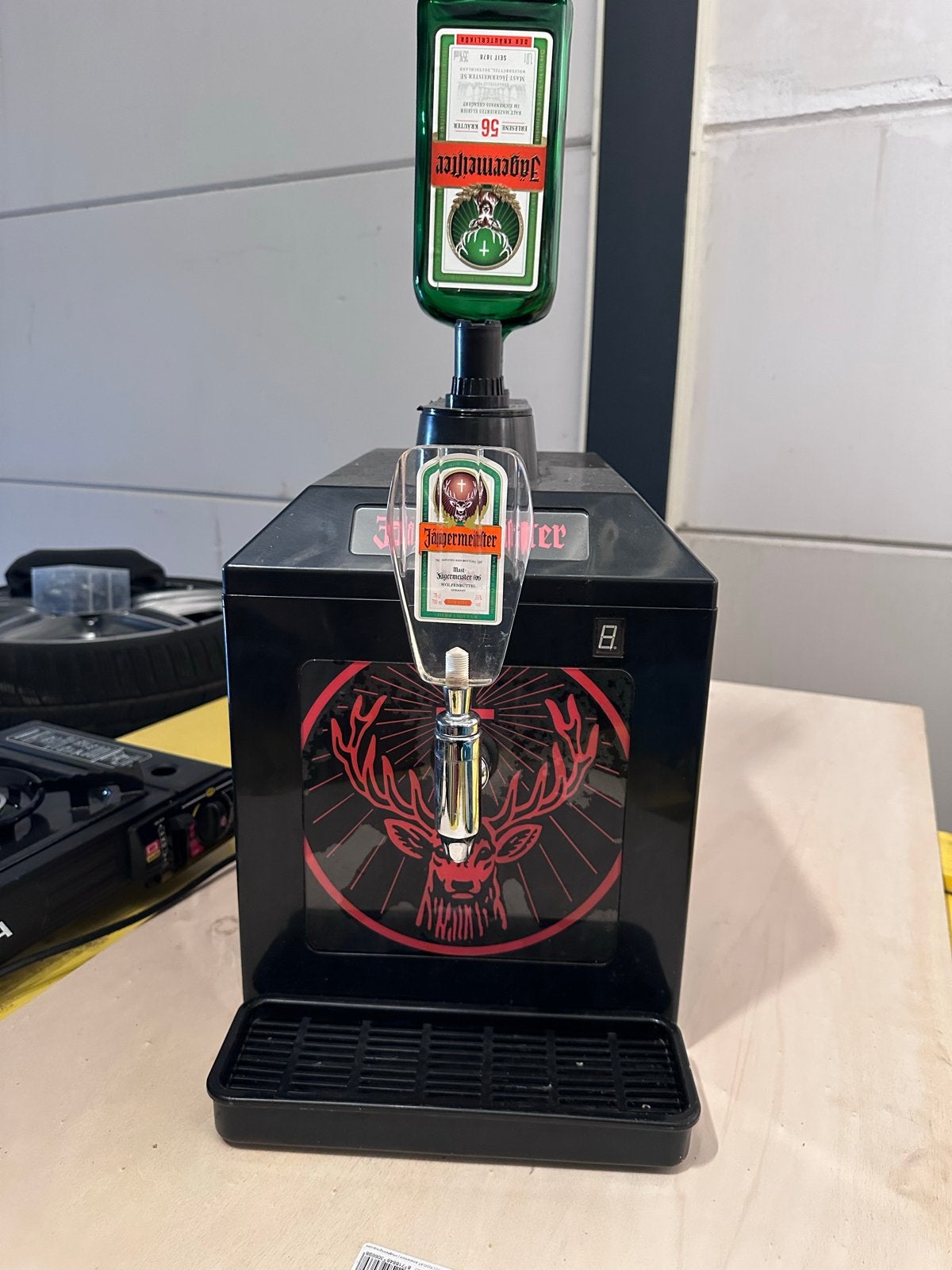 Jägermeister Tapmachine - Ice Cold Shot Dispenser, Ophalen, Gebruikt, Overige typen