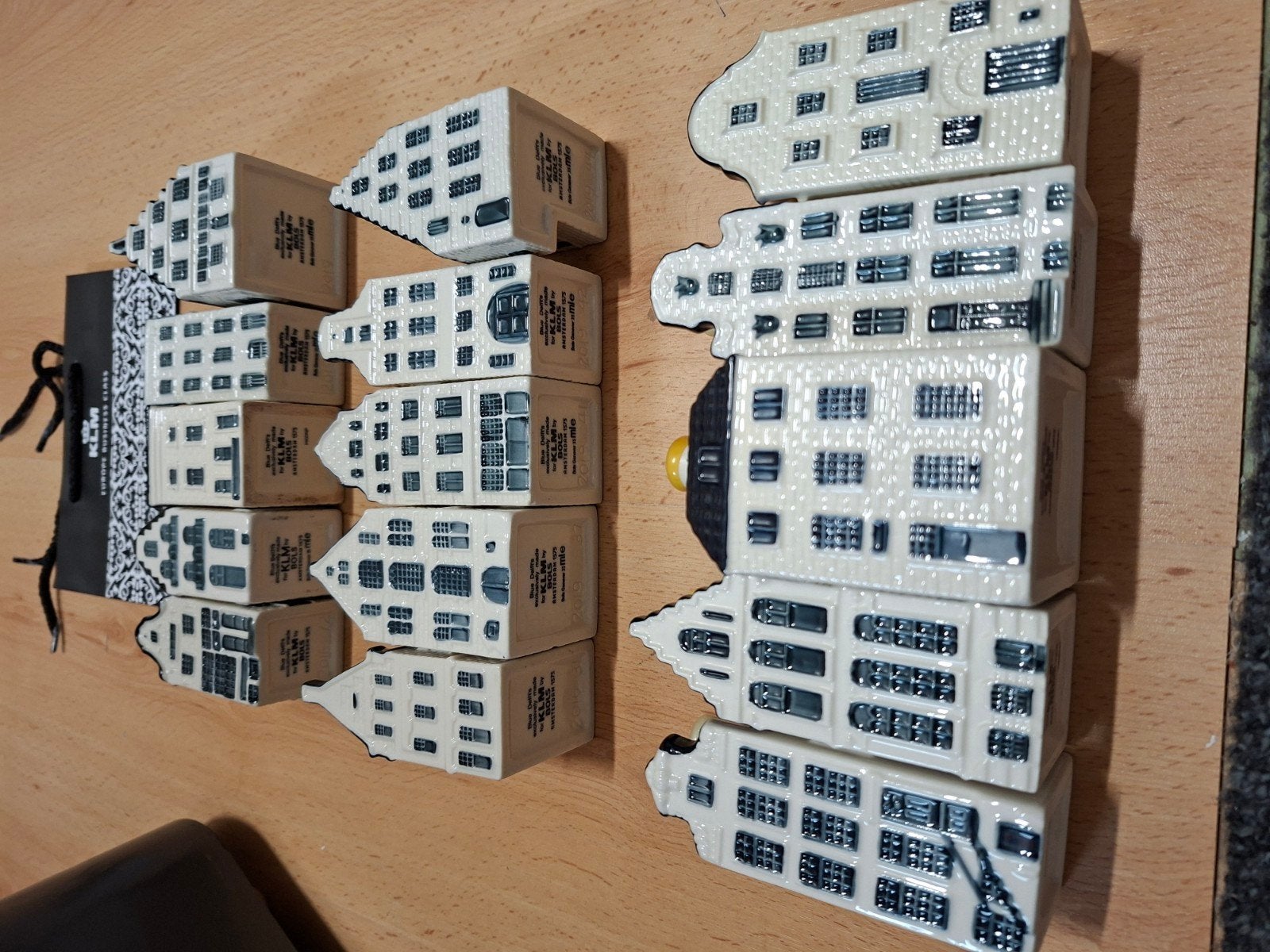 KLM huisjes   15 verschillende., Verzamelen, Ophalen of Verzenden, Nieuw, 41 t/m 60, Gevuld