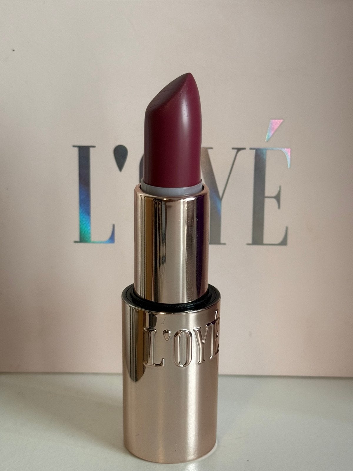 Loye lipstick mistyc, Ophalen of Verzenden, Zo goed als nieuw, Make-up, Overige kleuren