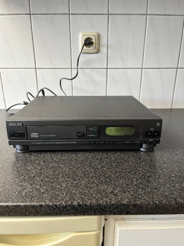 Vintage Philips CD210 cd speler ., Audio, Tv en Foto, Cd-spelers, Ophalen of Verzenden, Gebruikt, Philips