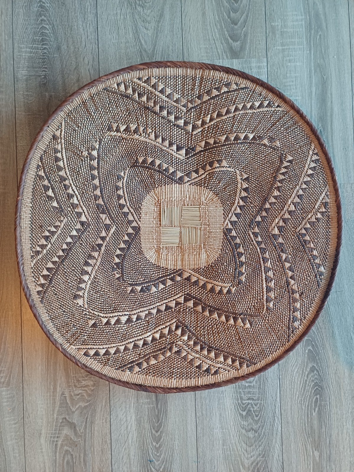 XL Binga mand / wanddecoratie, Ophalen, Schaal, Rond, Zo goed als nieuw
