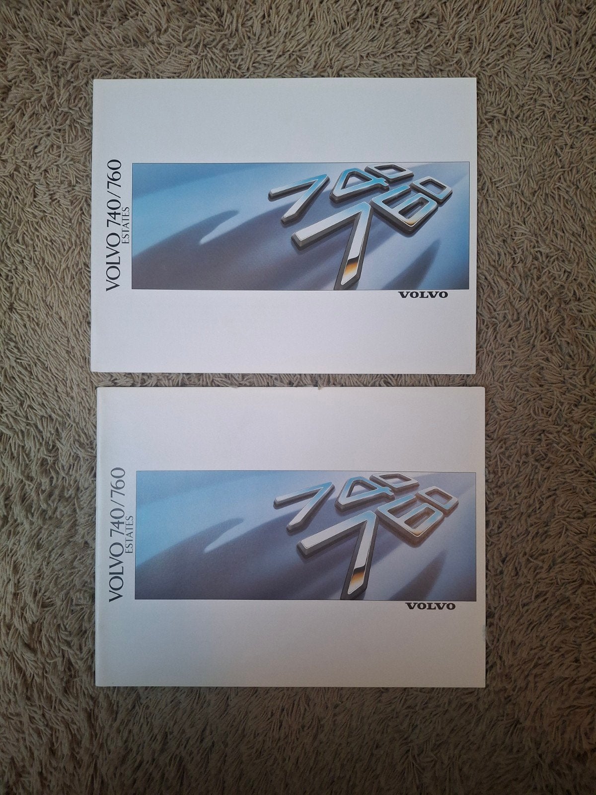 2x autofolder Volvo 740/760, Verzenden, Zo goed als nieuw, Volvo