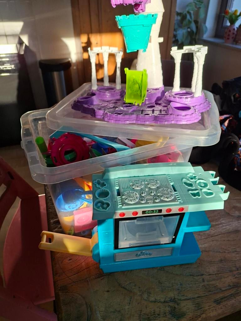 Diverse play doh sets en wat losse items, Ophalen of Verzenden