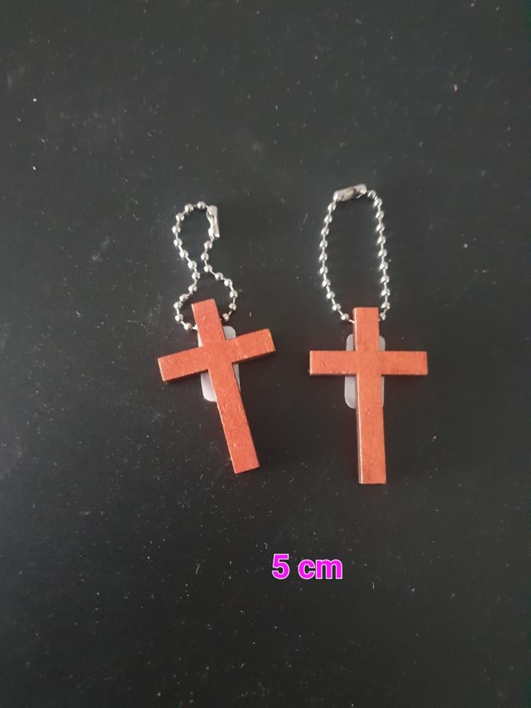 2 Nieuwe sleutelhangers met houten kruisje, Ophalen of Verzenden, Nieuw