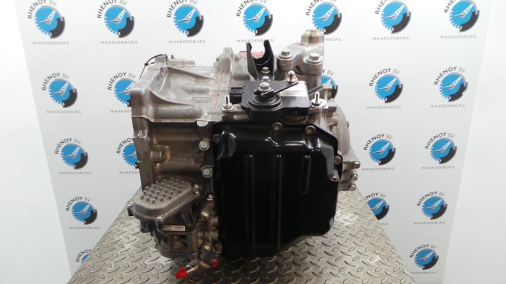 VOLVO V40 cross country TRANSMISSIE / VERSNELLINGSBAK 2014, Ophalen of Verzenden, Gebruikt, Stiba lid