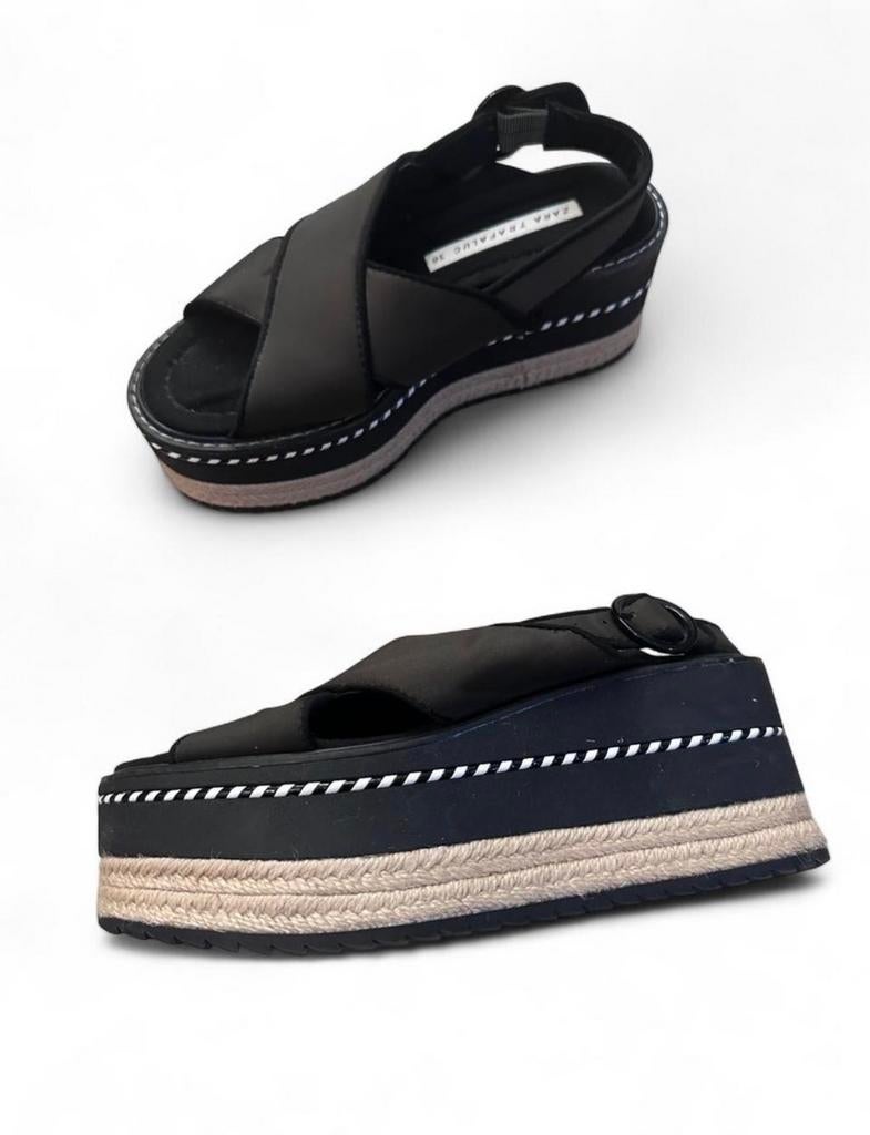 Zara Trafaluc Platform Sandalen EU 36 Olijfgroen Espadrille, Ophalen of Verzenden, Zo goed als nieuw, Groen, Sandalen of Muiltjes