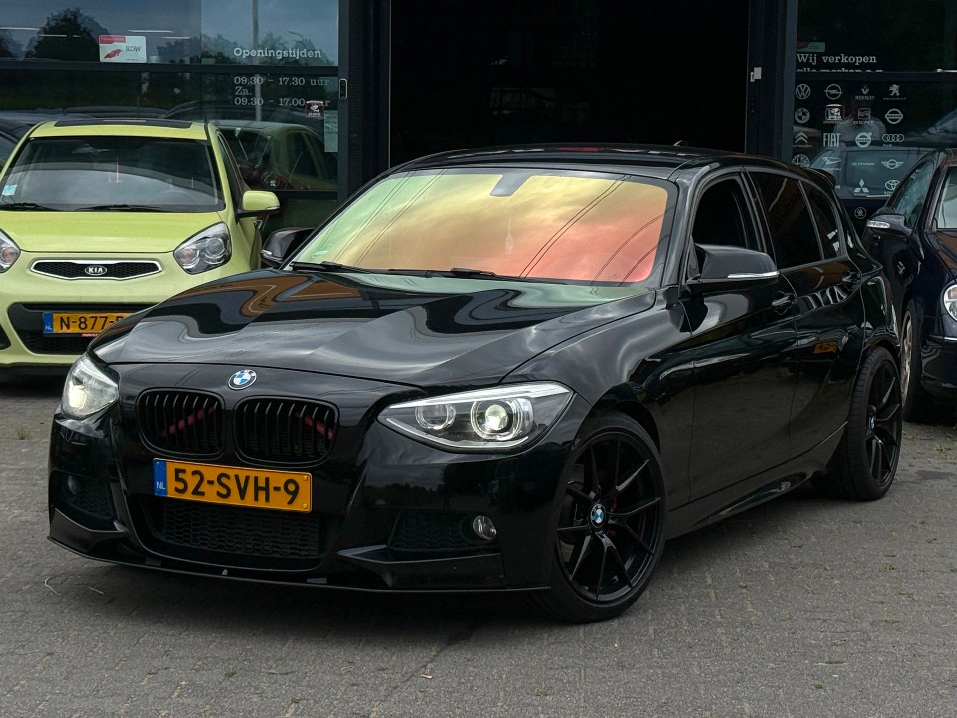 BMW 1-serie 118i Business LIEFHEBBERSAUTO/NAP/APK 17-7-2027/, 1-Serie, Euro 5, Gebruikt, Zwart
