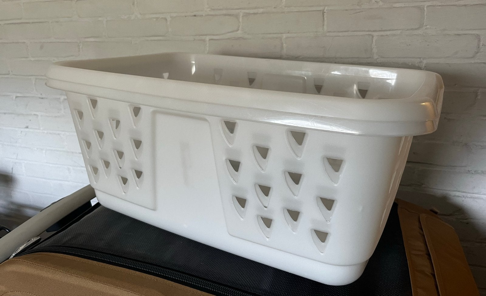 IKEA BLASKA wasmand 36L - 2 voor €5 stapelbaar, Gebruikt, Wit, Wasmand, Ophalen