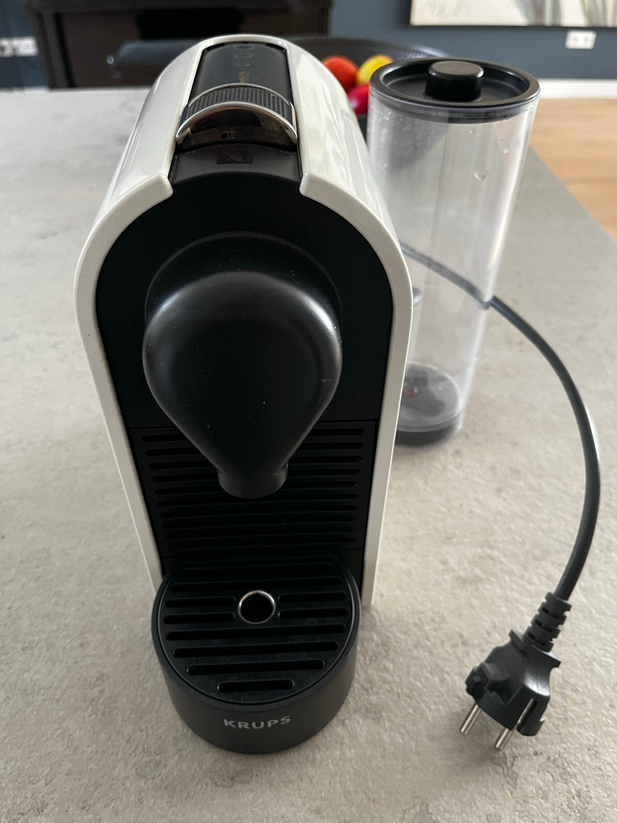 Nespresso Krups defect gratis af te haleb, Ophalen, Espresso apparaat, 1 kopje, Niet werkend