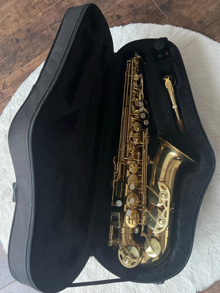Nuova saxofoon met koffer, Ophalen, Gebruikt, Alt, Met koffer